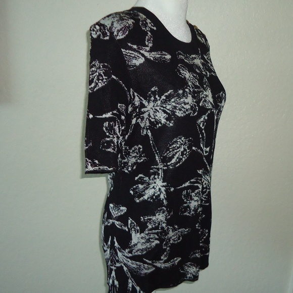 WHITE HOUSE BLACK MARKET stretchy sweater top size-S - Picture 3 of 9